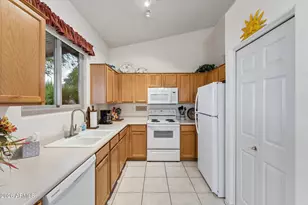 9519 E Flint Dr, Gold Canyon, AZ 85118 - Photo 6