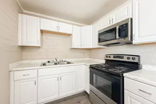 2 E Navajo Rd, Tucson, AZ 85705 - Photo 8