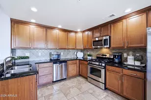 21320 N 56th St, Phoenix, AZ 85054 - Photo 8