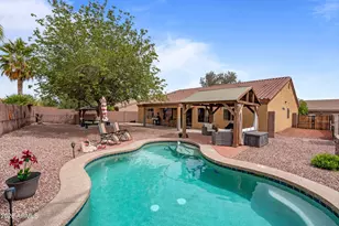 566 W Cobblestone Ct, Casa Grande, AZ 85122 - Photo 2