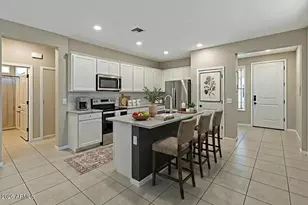 17352 W Country Club Terrace, Surprise, AZ 85387 - Photo 8