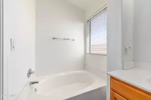 11234 W Almeria Rd, Avondale, AZ 85392 - Photo 14