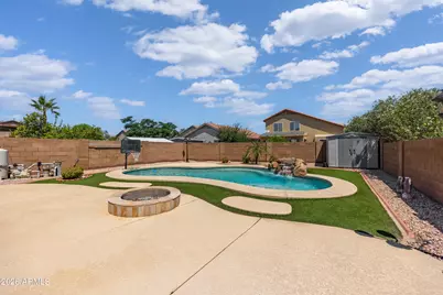 11234 W Almeria Road, Avondale, AZ 85392 - Photo 24