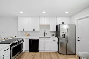 5502 E Colby St, Mesa, AZ 85205 - Photo 2