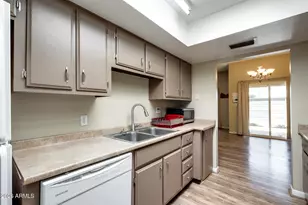 704 S Lebanon Ln, Tempe, AZ 85288 - Photo 14
