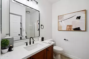 5450 E Deer Valley Dr, Phoenix, AZ 85054 - Photo 20