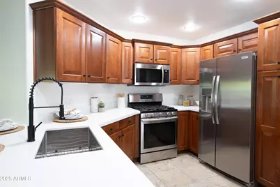 5450 E Deer Valley Drive #Unit 1215, Phoenix, AZ 85054 - Photo 6
