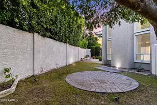 4021 E Laurel Ln NE, Phoenix, AZ 85028 - Photo 34