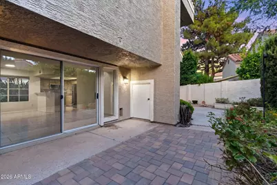 4021 E Laurel Lane NE, Phoenix, AZ 85028 - Photo 18