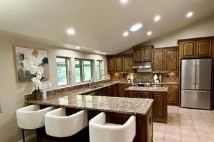 5911 E Peak View Rd, Cave Creek, AZ 85331 - Photo 14