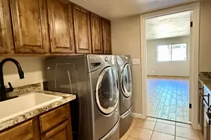 5911 E Peak View Rd, Cave Creek, AZ 85331 - Photo 24