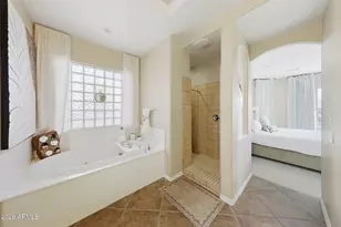 1531 W Parnell Dr, Phoenix, AZ 85085 - Photo 38