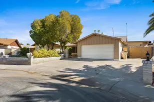 5513 W Waltann Ln, Glendale, AZ 85306 - Photo 2