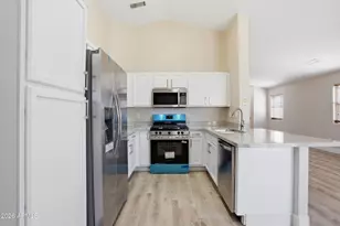 11031 W Elm Ln, Avondale, AZ 85323 - Photo 12