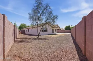 11031 W Elm Ln, Avondale, AZ 85323 - Photo 34