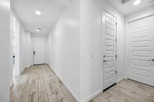 2053 W Sienna Bouquet Pl, Phoenix, AZ 85085 - Photo 38