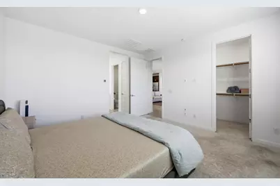 2053 W Sienna Bouquet Place, Phoenix, AZ 85085 - Photo 24