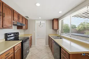 4401 E Emile Zola Ave, Phoenix, AZ 85032 - Photo 10