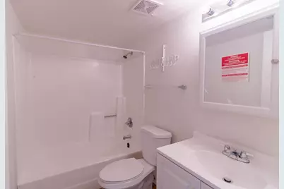 2807 E Le Marche Avenue #Apt 103, Phoenix, AZ 85032 - Photo 20