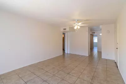 2807 E Le Marche Avenue #Apt 103, Phoenix, AZ 85032 - Photo 26
