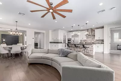 17494 W Middlebury Street, Surprise, AZ 85388 - Photo 10
