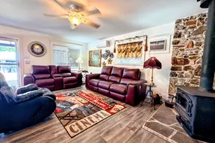 22402 S Oak Way, Yarnell, AZ 85362 - Photo 10