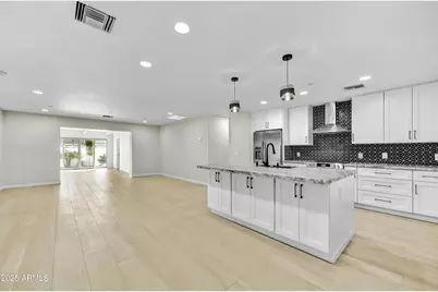 2223 N 74th Street, Scottsdale, AZ 85257 - Photo 6