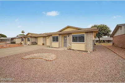 9662 W Cinnabar Avenue #B, Peoria, AZ 85345 - Photo 2