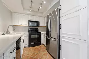1820 E Morten Ave, Phoenix, AZ 85020 - Photo 10