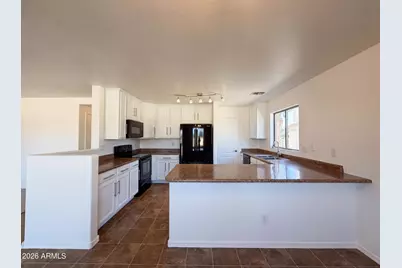 18856 N Comet Trail, Maricopa, AZ 85138 - Photo 2