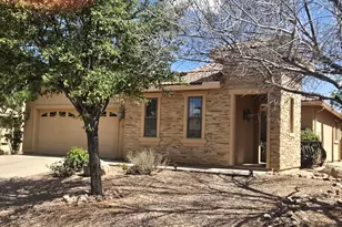 3264 Red Leaf Ln, Sierra Vista, AZ 85635 - Photo 2