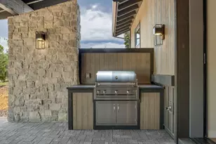 2460 S Pinyon Jay Dr, Flagstaff, AZ 86005 - Photo 32