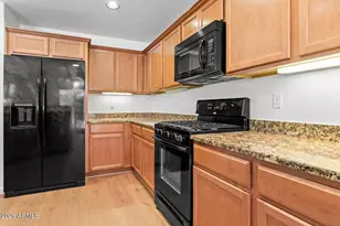 11014 W Elm St, Phoenix, AZ 85037 - Photo 14