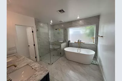 4016 E Avalon Drive, Phoenix, AZ 85018 - Photo 12