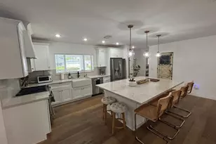 4016 E Avalon Dr, Phoenix, AZ 85018 - Photo 4
