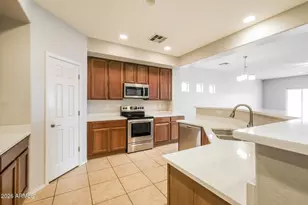 10012 W Marguerite Ave, Tolleson, AZ 85353 - Photo 8