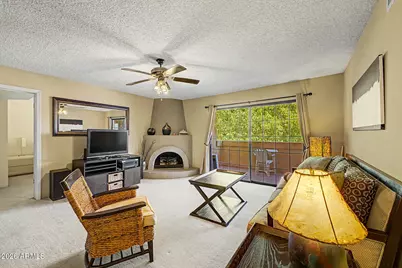 10410 N Cave Creek Road #2210, Phoenix, AZ 85020 - Photo 1
