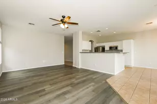 22512 N Davis Way, Maricopa, AZ 85138 - Photo 4
