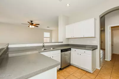 22512 N Davis Way, Maricopa, AZ 85138 - Photo 8