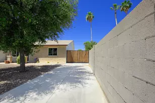 219 E Sesame Circle, Tempe, AZ 85283 - Photo 8