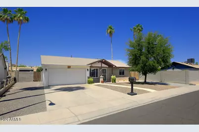 219 E Sesame Circle, Tempe, AZ 85283 - Photo 4