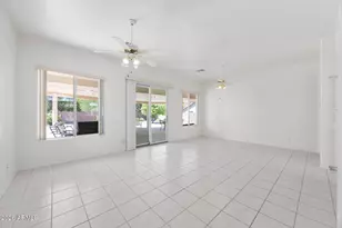 11041 W Sierra Pinta Dr, Peoria, AZ 85373 - Photo 18