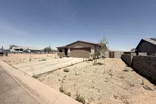12532 W Obregon Dr, Arizona City, AZ 85123 - Photo 2