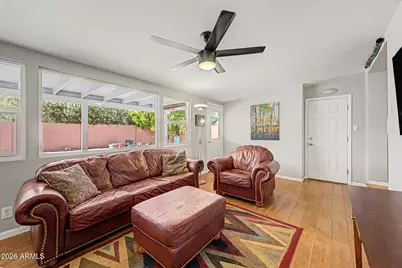 1524 E Earll Drive, Phoenix, AZ 85014 - Photo 12