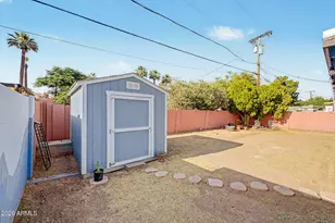 1524 E Earll Dr, Phoenix, AZ 85014 - Photo 44