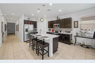 3227 W Minton Street, Phoenix, AZ 85041 - Photo 8