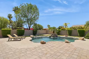 9033 W Patrick Ln, Peoria, AZ 85383 - Photo 20
