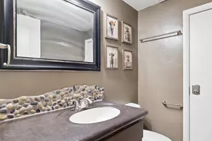 9033 W Patrick Ln, Peoria, AZ 85383 - Photo 58