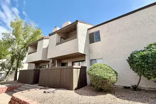2938 N 61st Pl, Scottsdale, AZ 85251 - Photo 2
