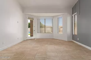 4327 E Sands Dr, Phoenix, AZ 85050 - Photo 16